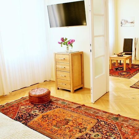 Supercentral Apartment Budapest Room photo