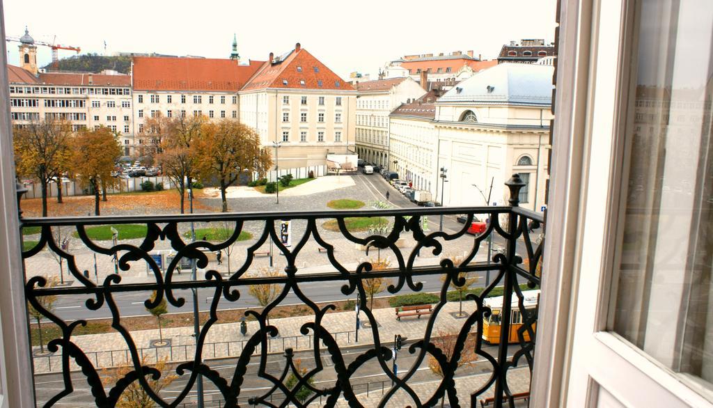 Supercentral Apartment Budapest Room photo